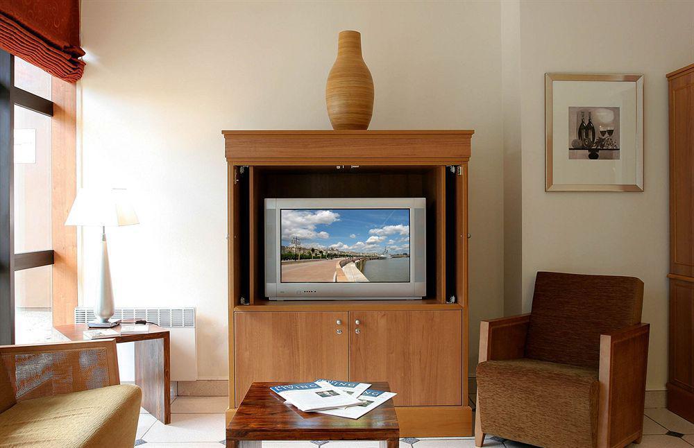 Citadines Centre Meriadeck Bordeaux Rom bilde